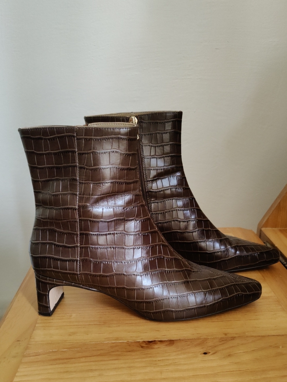 Ann Taylor Crocodile Embossed Brown Ankle Boots - Picture 2 of 11